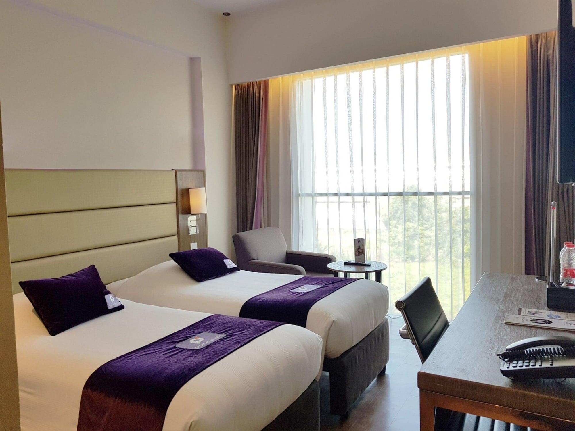 Premier Place Surabaya Airport Sidoarjo Exteriör bild